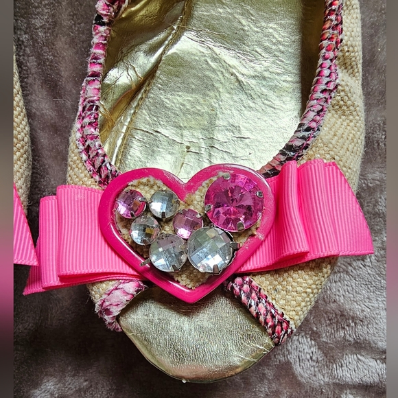 Killah flats Size 36.5 (US SIZE 6, per google) - Picture 6 of 8